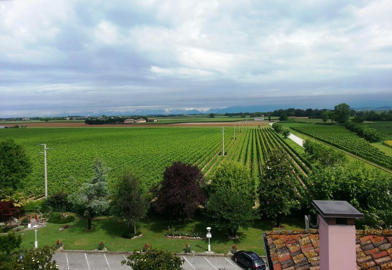 Dogana Vecchia - Hotel & Residence B&B Ristorante & Pizzeria Trivignano Udinese Exterior photo